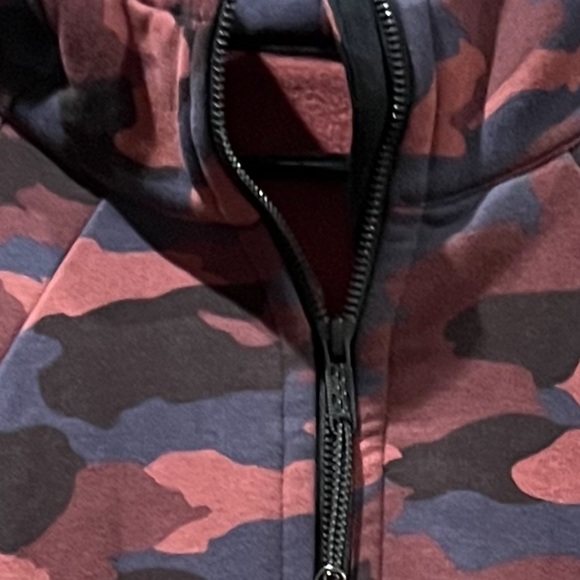 Lululemon jacket - Picture 2 of 5